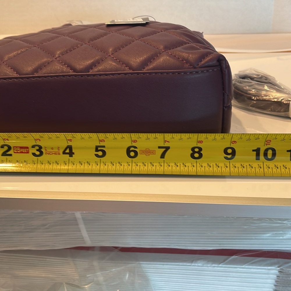 NWT Badgley Mischka Small Diamond quilted tote with lock plum Handbag Crossbody - Picture 9 of 16